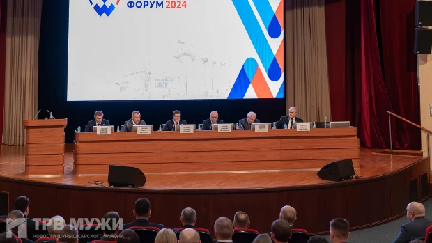 Дмитрий Артюхов принял участие в пленарном заседании Ямальского нефтегазового форума