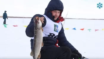 Шурышкарский район проводит очередной чемпионат по зимней рыбалке