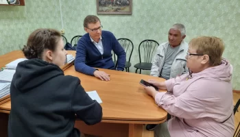 Олег Попов продолжает рабочие поездки по Шурышкарскому району